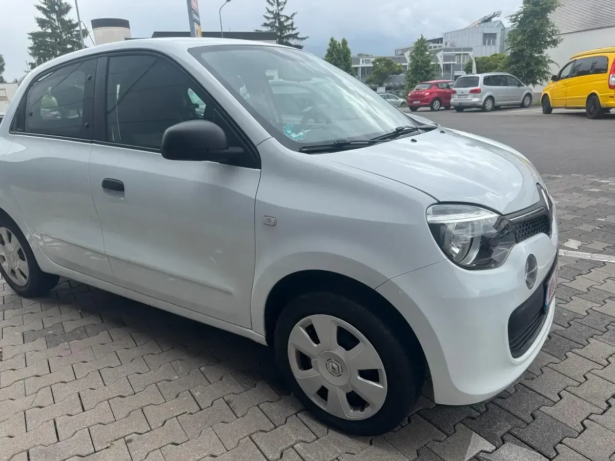 Gebraucht Renault Twingo 69 PS (50 kW) 2016 Weiß Kleinwagen
