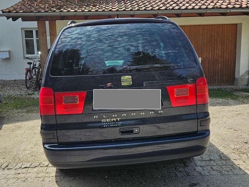 Gebraucht Seat Alhambra Vigo 116 PS (85 kW) 2008 Blau Van / Kleinbus