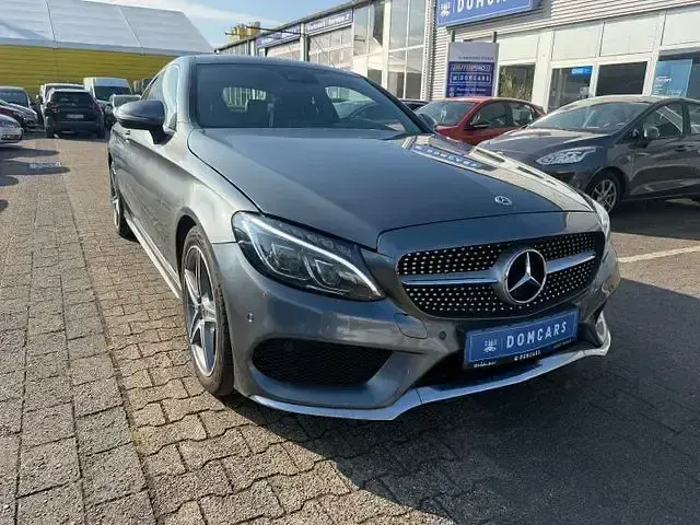 Gebraucht Mercedes C250 AMG line 211 PS (155 kW) 2017 Grau Coupé