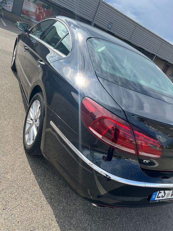 Usado VW CC 160 HP (117 kW) 2012 Preto Sedan