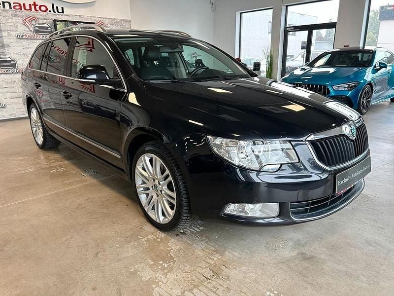 Gebraucht Skoda Superb Elegance 170 PS (125 kW) 2012 Schwarz Kombi