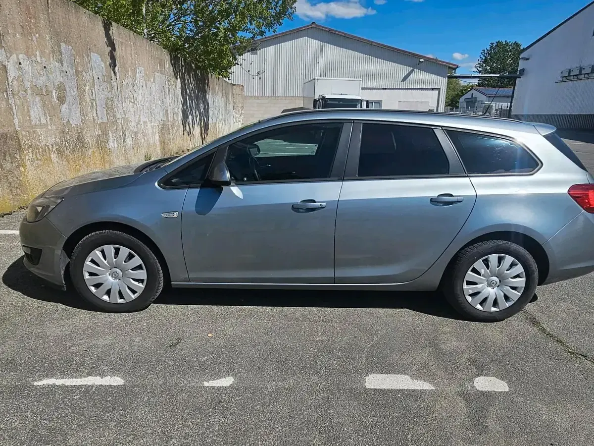 Gebraucht Opel Astra 2011 Kombi