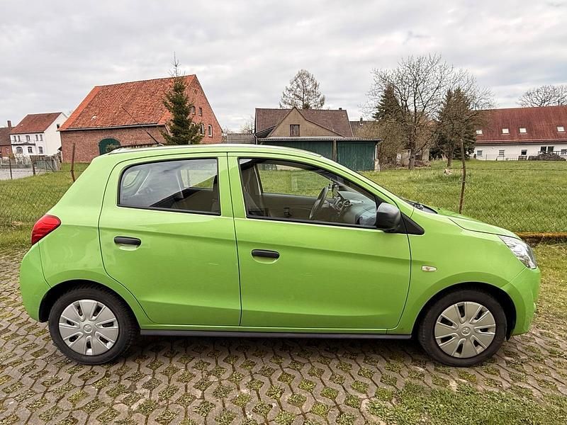 Second-hand Mitsubishi Space Star 71 CP (52 kW) 2014 Verde Monovolum