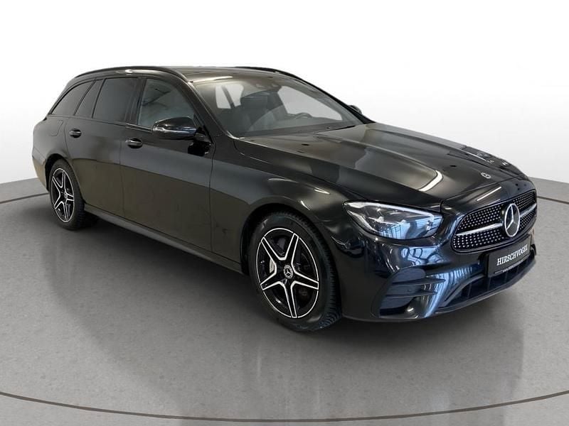 Gebraucht Mercedes E300 AMG line 306 PS (225 kW) 2022 Schwarz Limousine