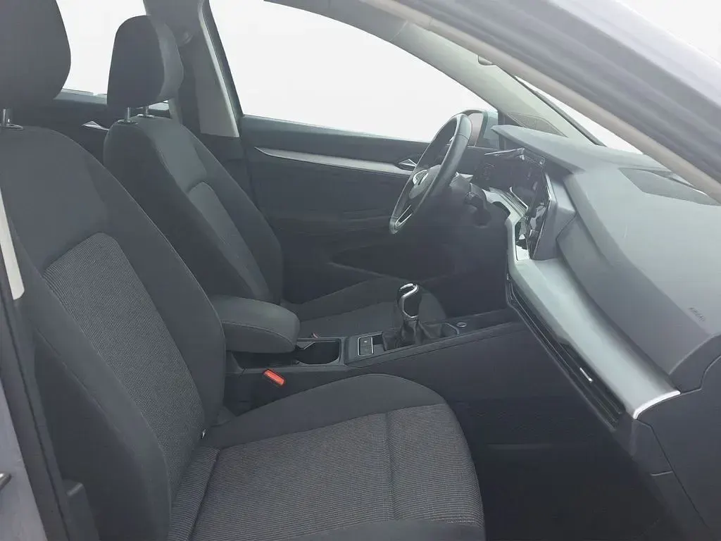 Gebraucht VW Golf VIII 116 PS (85 kW) 2022 Grau Kombi