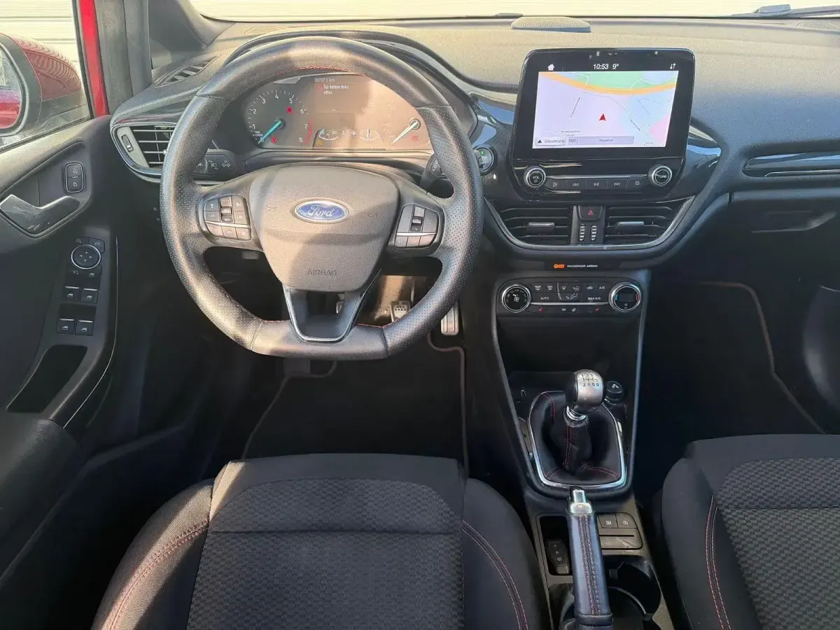 Gebraucht Ford Fiesta ST-Line 140 PS (102 kW) 2018 Rot Limousine