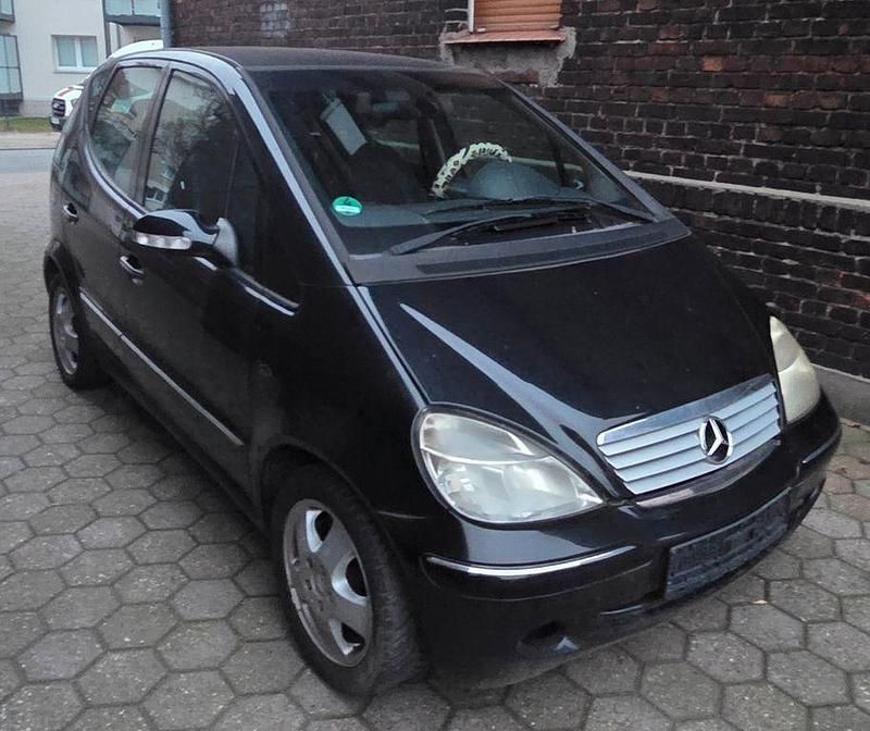 Gebraucht Mercedes A160 102 PS (75 kW) 2004 Schwarz Van / Kleinbus