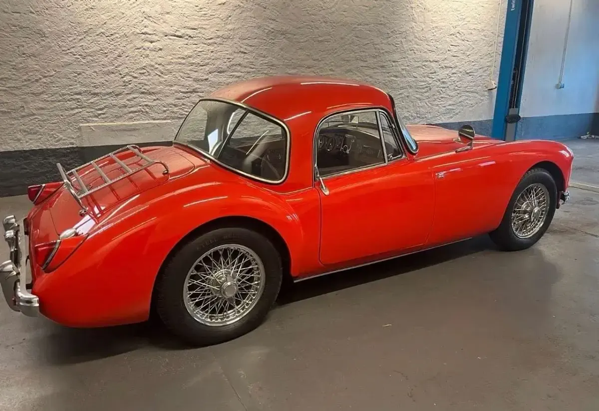 Usata MG MGA 92 CV (67 kW) 1958 Rosso Coupé