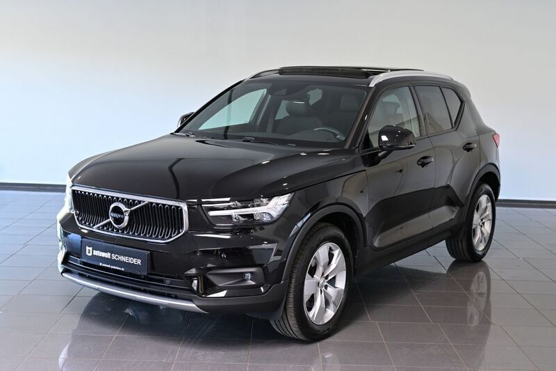 Schwarz Gebraucht 2020 Volvo XC40 Momentum SUV | 25.950 € (Guter Preis) - Bild 1/4