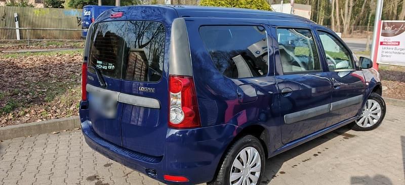 Gebraucht Dacia Logan 84 PS (61 kW) 2011 Blau Kombi