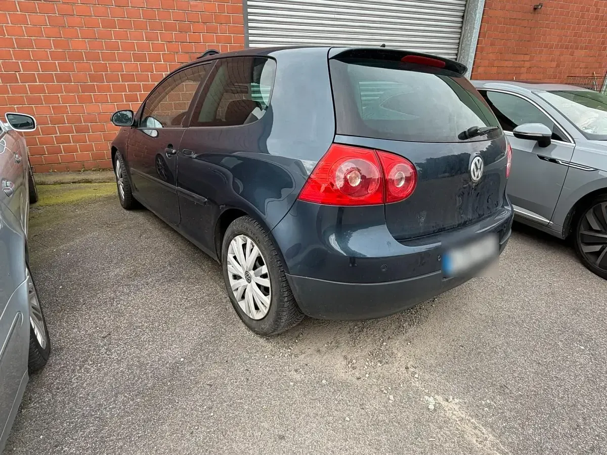 Gebraucht VW Golf 140 PS (102 kW) 2005 Blau Coupé