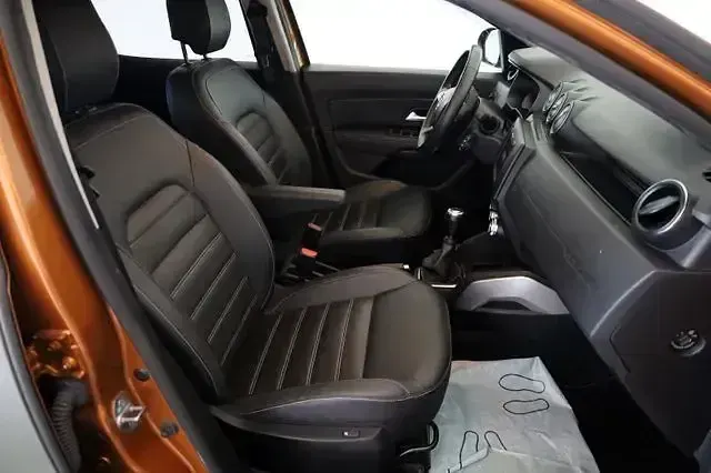 Używany Dacia Duster Adventure 150 KM (110 kW) 2019 Zielony SUV