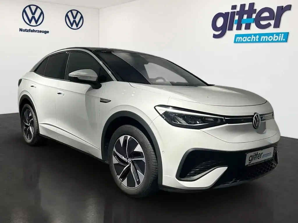 Gebraucht VW ID.5 Pro Performance 150 kW (204 PS) 2023 Weiß SUV