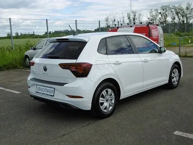 Gebraucht VW Polo Basis 80 PS (58 kW) 2024 Pure white (weiß) Kleinwagen