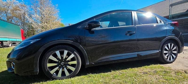 Gebraucht Honda Civic Executive 141 PS (103 kW) 2017 Schwarz Limousine