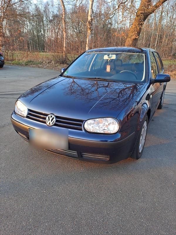 Gebraucht VW Golf IV 75 PS (55 kW) 1999 Blau Kleinwagen