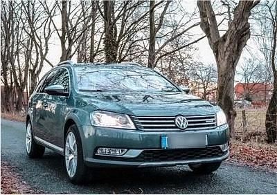 Grau Gebraucht 2013 VW Passat Alltrack Kombi | 15.500 € - Bild 1/4