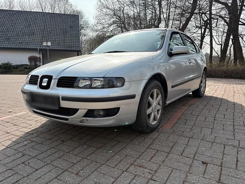 Gebraucht Seat Leon 101 PS (74 kW) 2003 Silber Kleinwagen