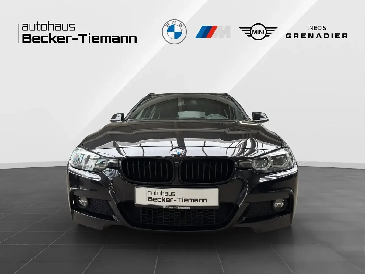 Gebraucht BMW 320 M Sport 184 PS (135 kW) 2019 Schwarz Kombi