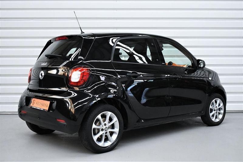 Gebraucht Smart ForFour Passion 71 PS (52 kW) 2017 Schwarz Kleinwagen