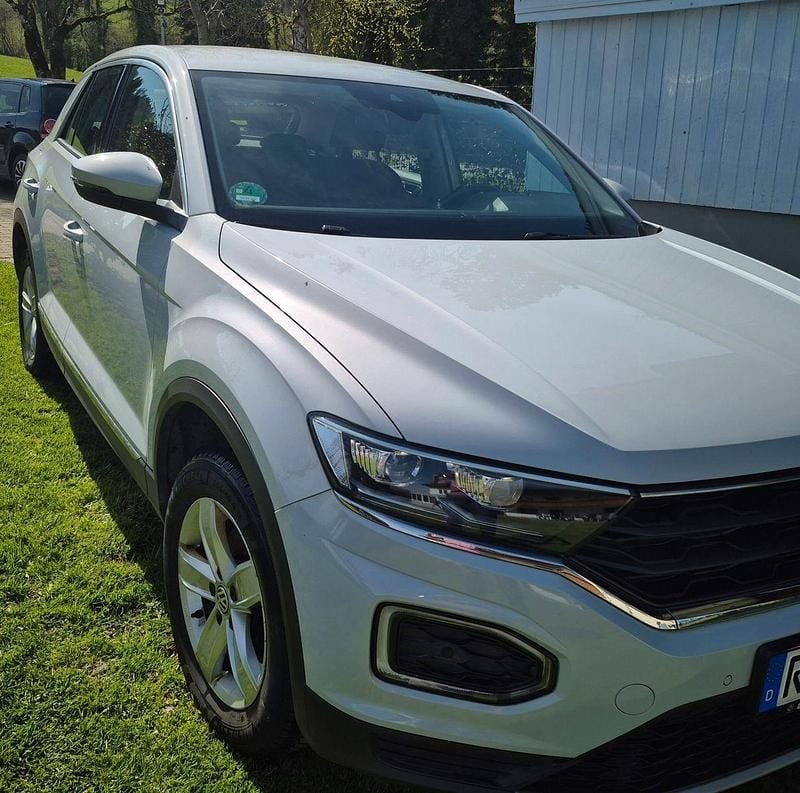Gebraucht VW T-Roc 116 PS (85 kW) 2018 Weiß SUV