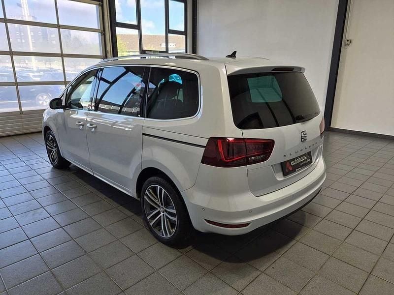 Gebraucht Seat Alhambra FR-Line 150 PS (110 kW) 2022 Weiß Van / Kleinbus