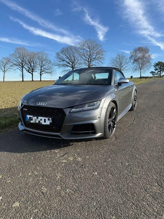 Grau Gebraucht 2017 Audi TT Roadster S-Line Cabrio | 31.500 € (Guter Preis) - Bild 1/4