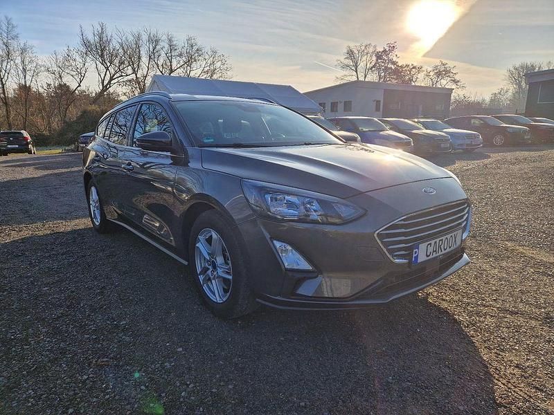 Gebraucht Ford Focus Cool & Connect 120 PS (88 kW) 2021 Grau Limousine