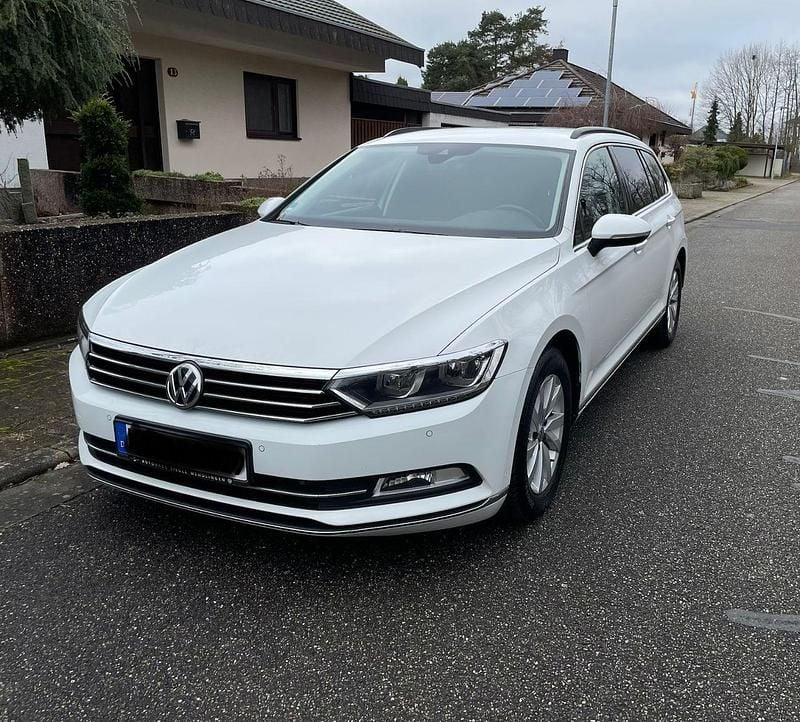 Gebraucht VW Passat 190 PS (139 kW) 2019 Kombi