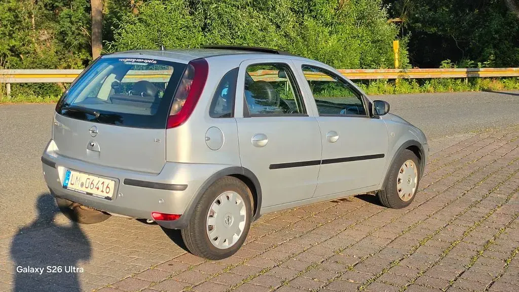 Gebraucht Opel Corsa Enjoy 75 PS (55 kW) 2004 Grau Kleinwagen