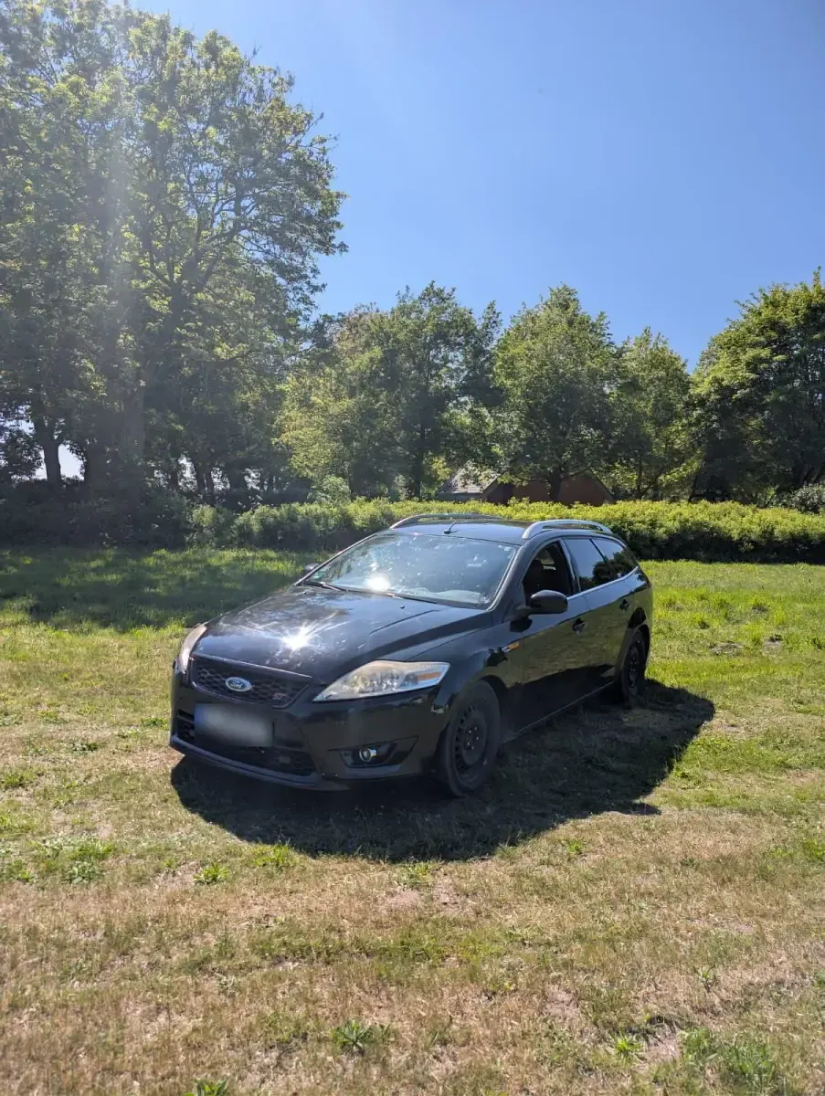 Gebraucht Ford Mondeo 175 PS (128 kW) 2012 Schwarz Kombi