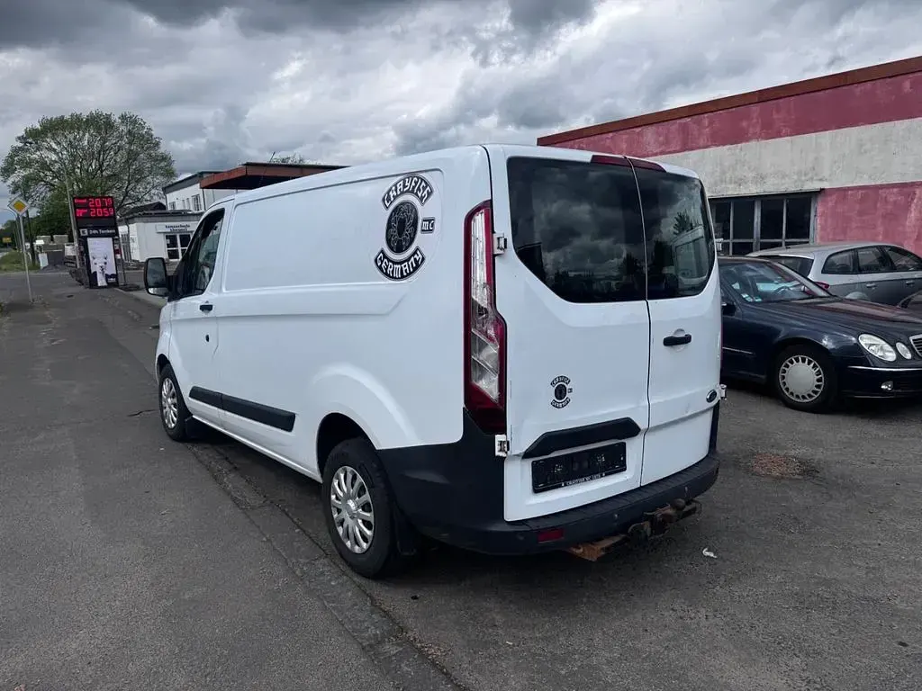 Gebraucht Ford Transit Custom Trend 155 PS (114 kW) 2015 Weiß Van / Kleinbus