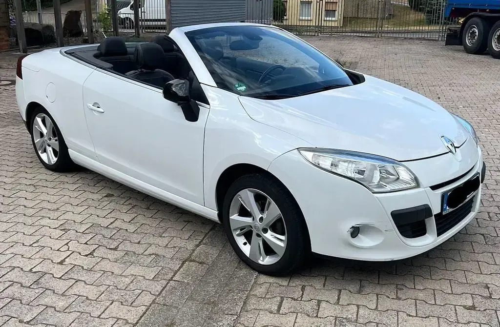Gebraucht Renault Mégane Cabriolet 132 PS (97 kW) 2013 Weiß Cabrio