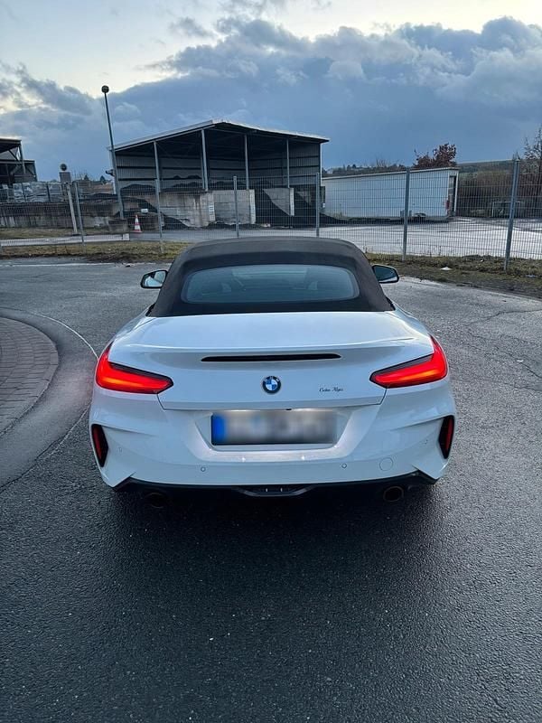Gebraucht BMW Z4 Shadowline 197 PS (144 kW) 2023 Weiß Cabrio