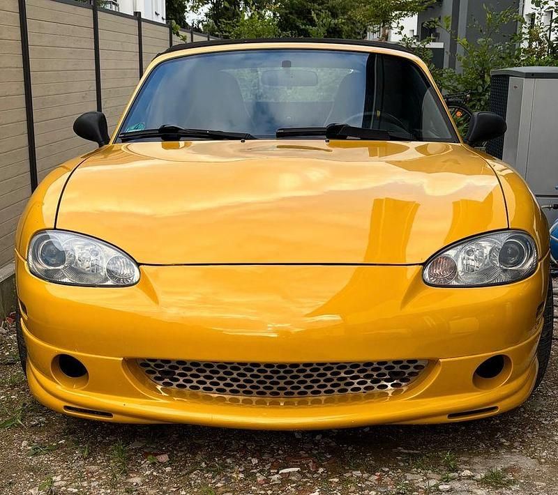 Gebraucht Mazda MX5 110 PS (80 kW) 2002 Gelb Cabrio