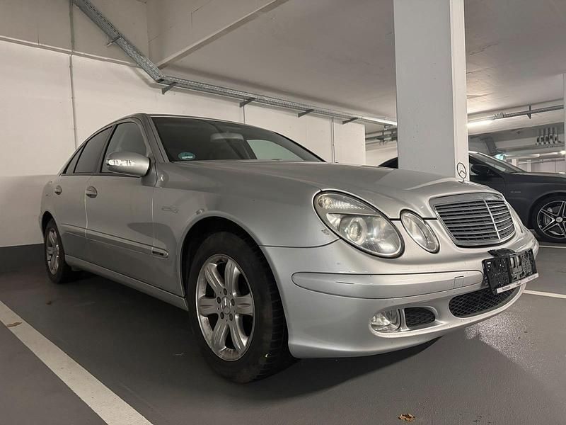 Gebraucht 2003 Mercedes E200 Limousine | 3.200 € (Superpreis) - Bild 1/4