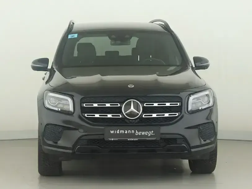 Gebraucht Mercedes GLB220 190 PS (139 kW) 2023 Metalliclack kosmosschwarz SUV