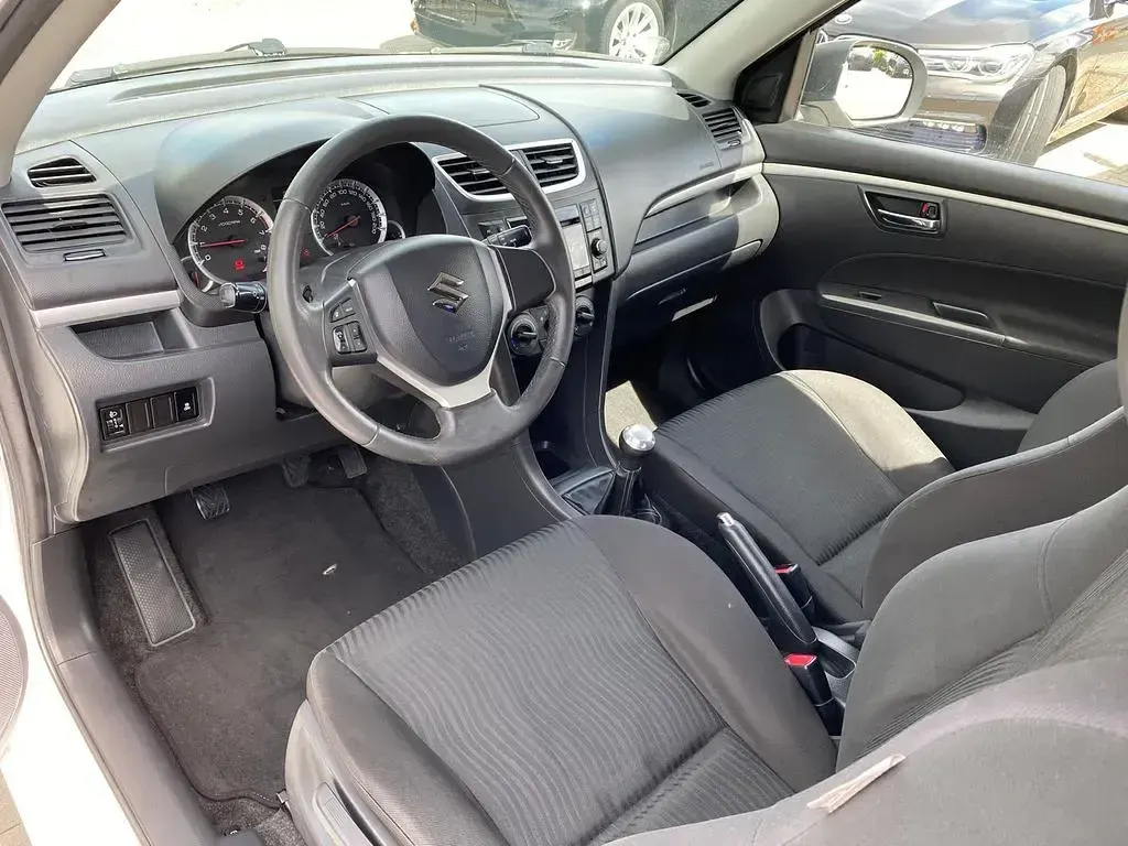Brugt Suzuki Swift Basic 94 HK (69 kW) 2011 Hvid Hatchback