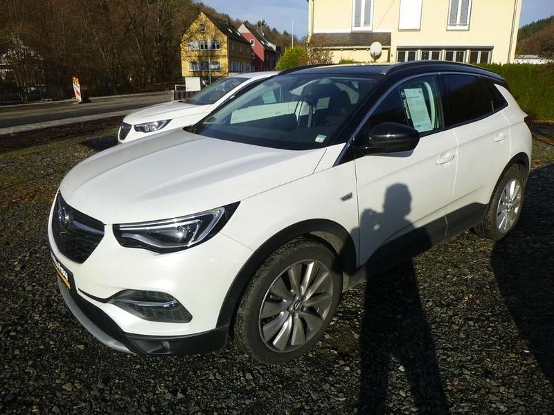 Weiß Gebraucht 2019 Opel Grandland X Ultimate SUV | 21.800 € (Etwas zu teuer) - Bild 1/4