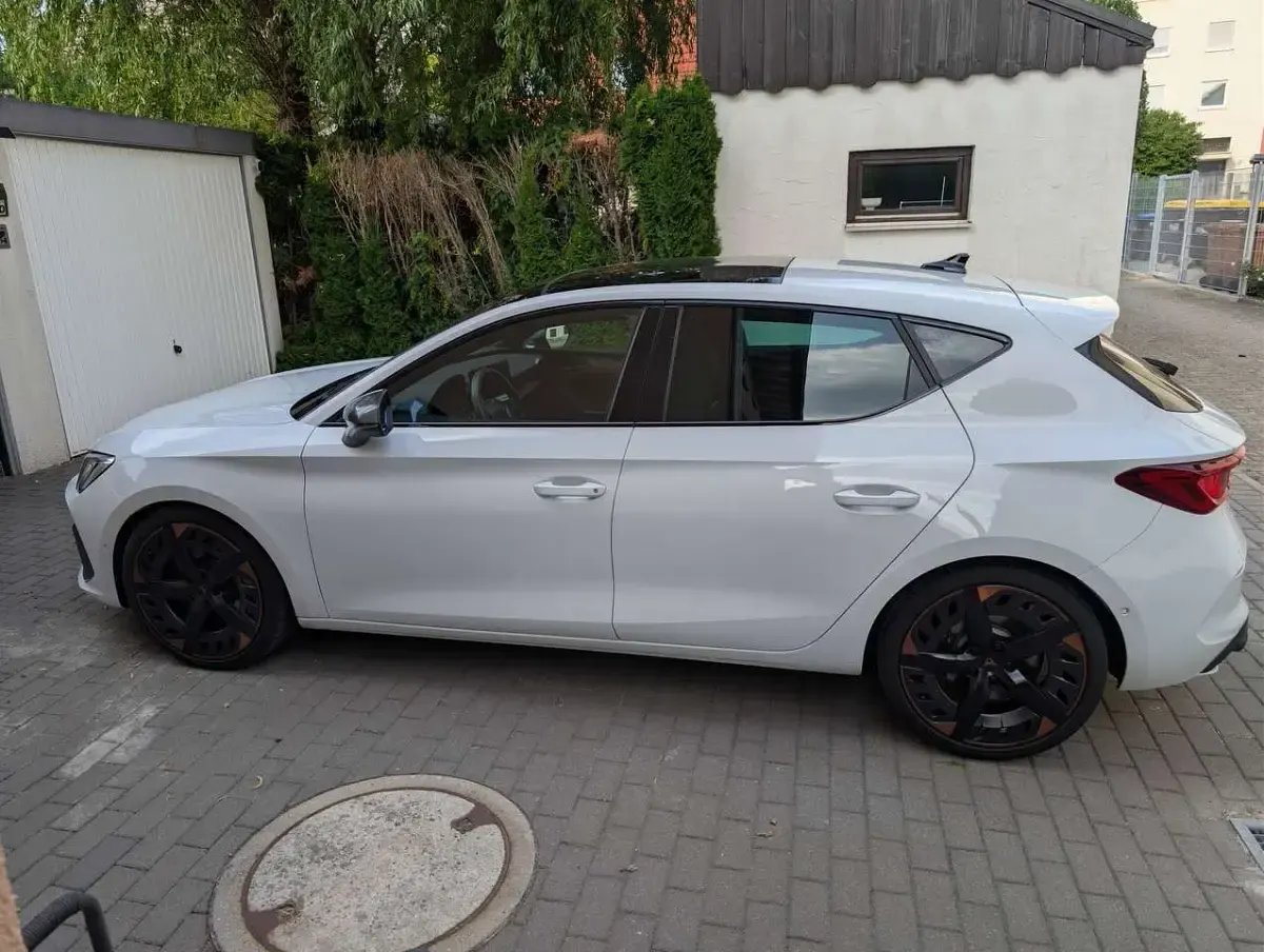 Gebraucht Cupra Leon VZ 300 PS (220 kW) 2021 Weiß Limousine