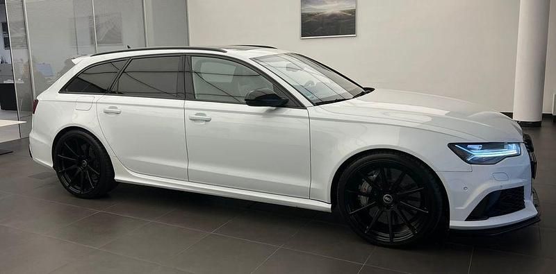 Second-hand Audi RS6 Performance 605 CP (444 kW) 2017 Alb Break