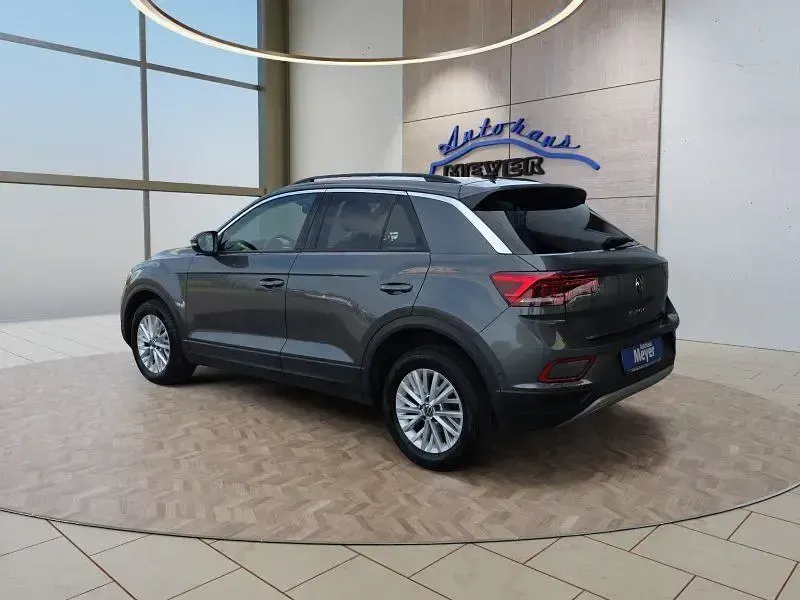 Gebraucht VW T-Roc 150 PS (110 kW) 2023 Grau SUV