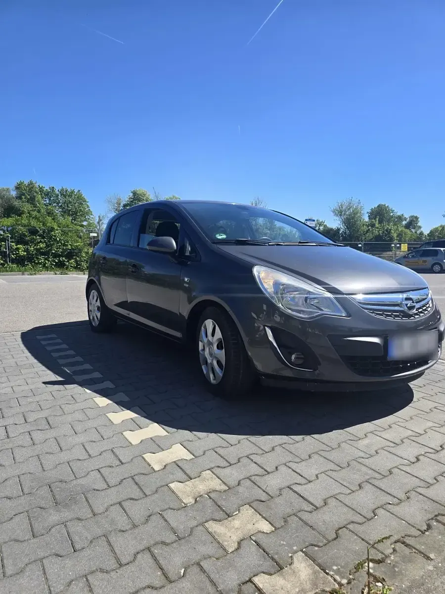 Gebraucht Opel Corsa 100 PS (73 kW) 2011 Schwarz Kleinwagen