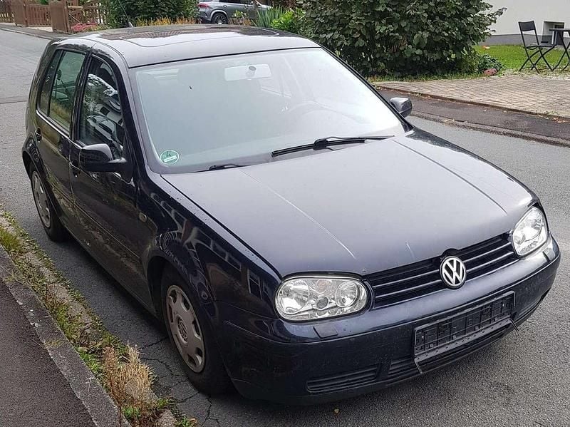 Gebraucht VW Golf IV Highline 105 PS (77 kW) 2001 Schwarz Limousine