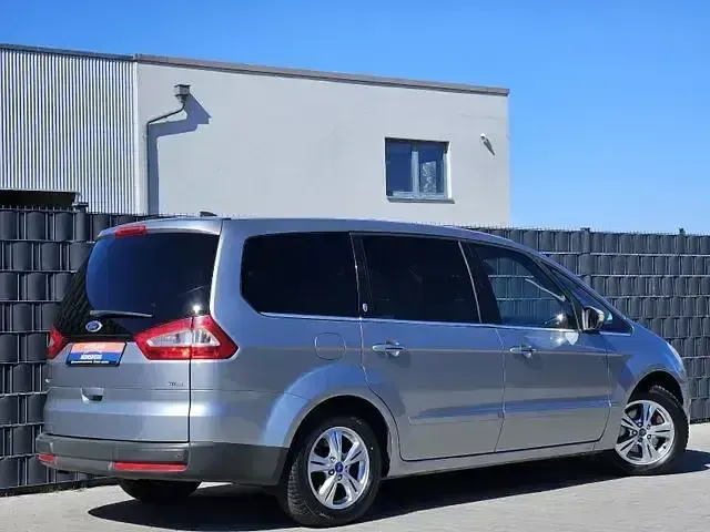 Gebraucht Ford Galaxy Ghia 160 PS (117 kW) 2009 Silber Van / Kleinbus