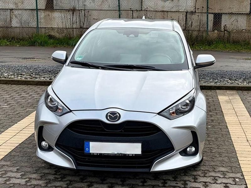 Gebraucht Mazda 2 92 PS (67 kW) 2023 Silber Kleinwagen