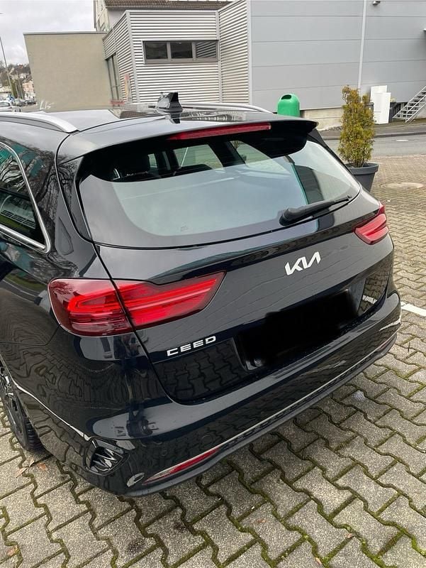 Gebraucht Kia Ceed Sportswagon 160 PS (117 kW) 2023 Schwarz Kombi