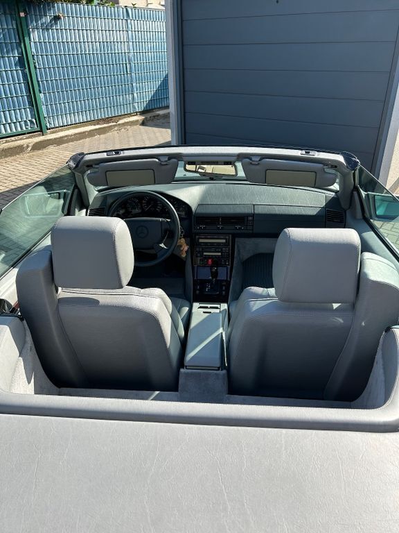 Gebraucht Mercedes SL280 193 PS (141 kW) 1997 Silber Cabrio