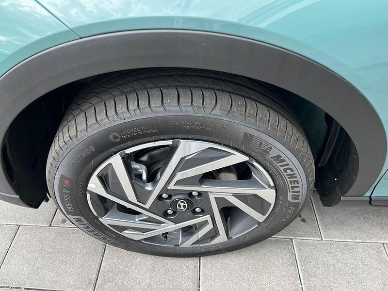 Neu Hyundai Bayon Trend 101 PS (74 kW) 2025 Mangrove green SUV