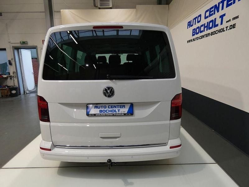 Gebraucht VW Caravelle 150 PS (110 kW) 2022 Weiß Van / Kleinbus